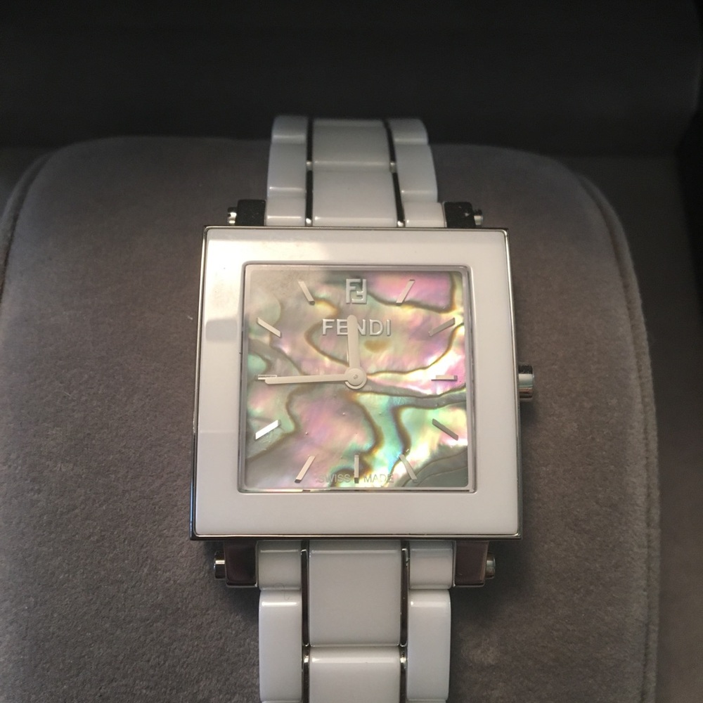 Women’s White Ceramic Fendi Watch